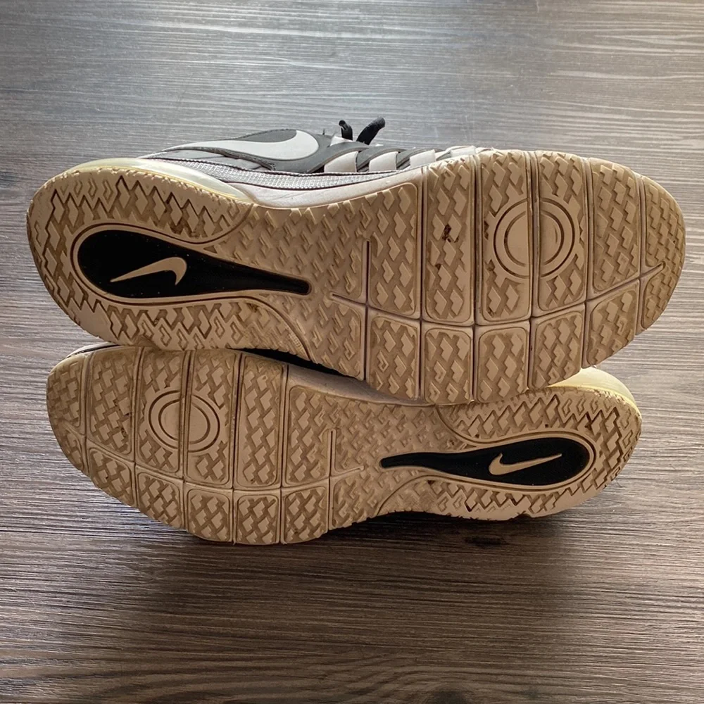 Nike Air Max Shoes - Picture 5 of 5